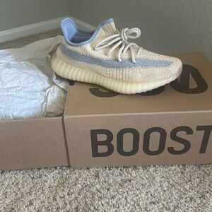 Men’s 4.5 / Women’s 6 - Yeezy Boost 350 V2 - color Linen/Linen/Linen